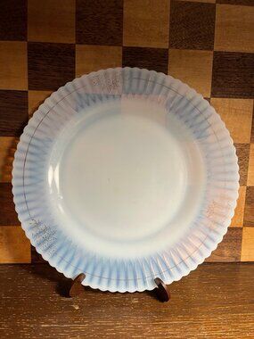 Macbeth Petalware Plate